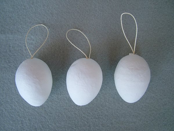 Levně Vatové vajíčko bílé závěs - 12 ks, Sleva 20%