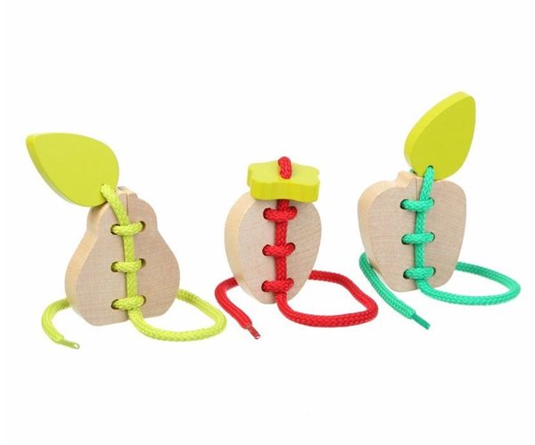 Levně Ovoce - sada 3 dřevěných šněrovacích hraček